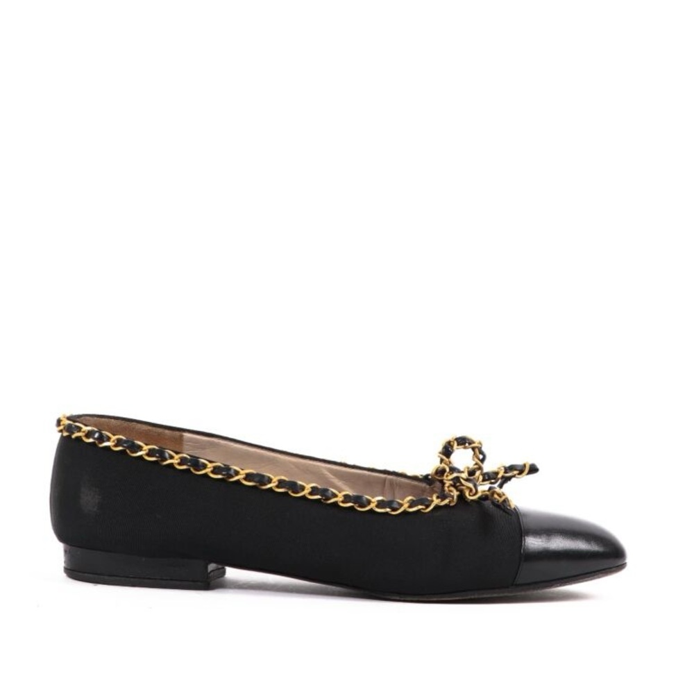 Black Leather Chain-Trimmed Ballet Flats